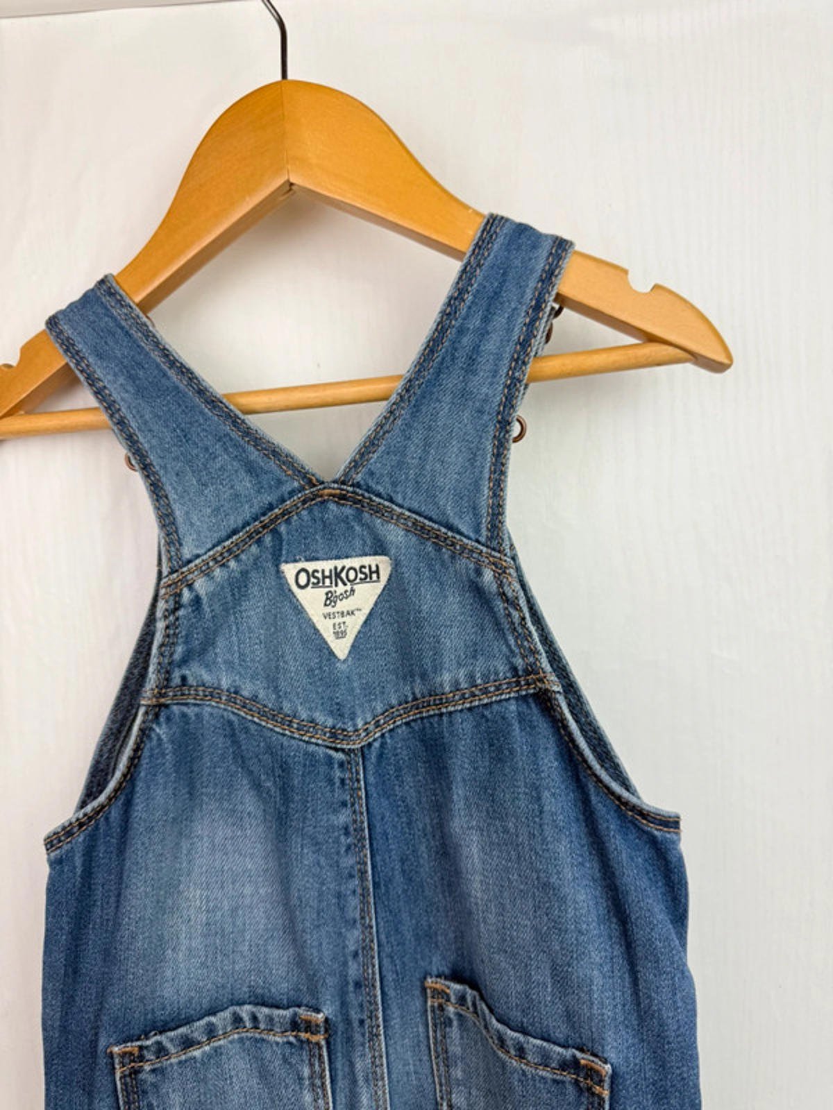 Vintage Oshkosh Heart Dungarees - Girls 12 Months - Little Ones Preloved. Second Hand Children's & Preloved Baby, Kids, Girls & Boys Clothes. UK online