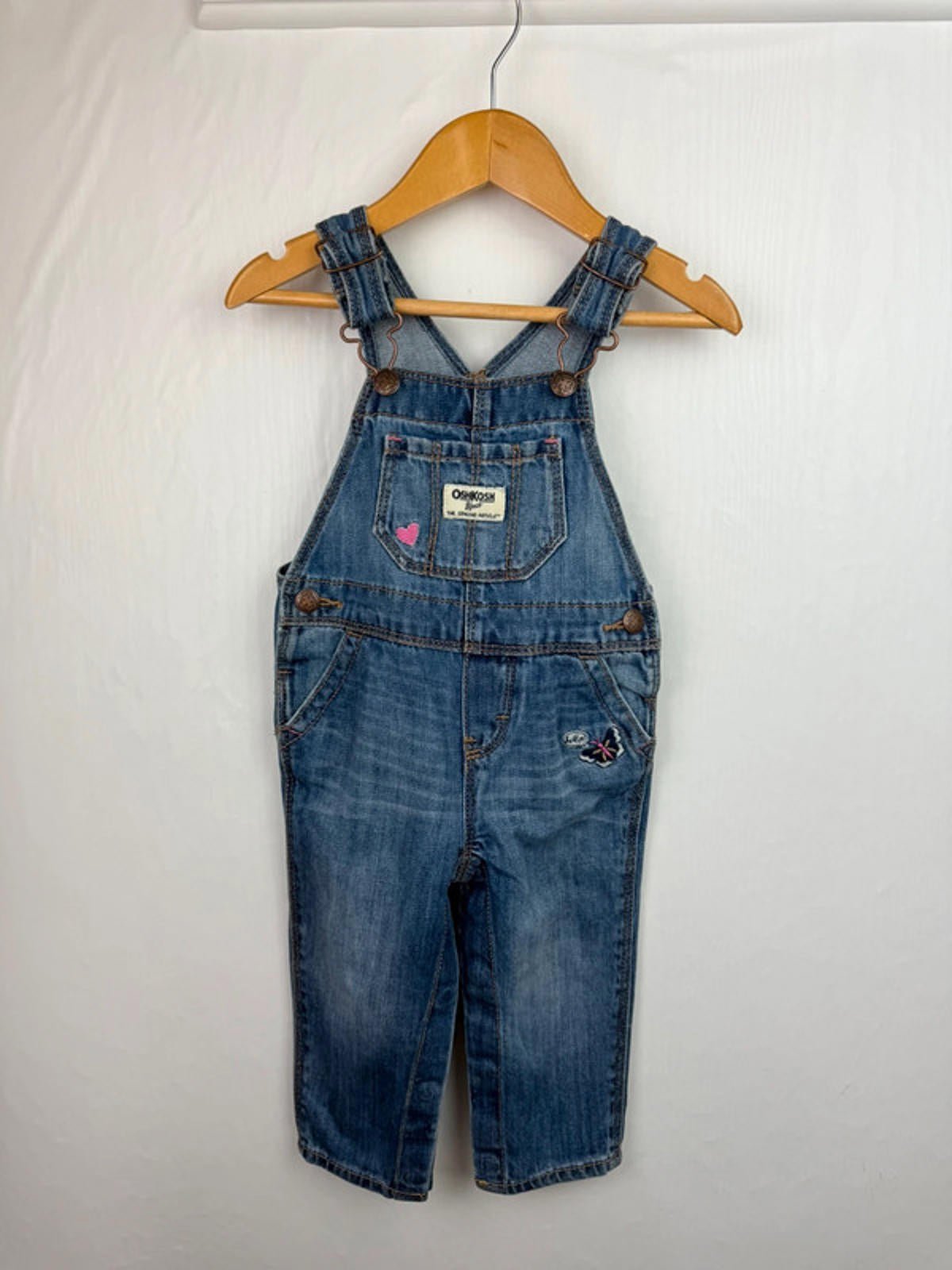 Vintage Oshkosh Heart Dungarees - Girls 12 Months - Little Ones Preloved. Second Hand Children's & Preloved Baby, Kids, Girls & Boys Clothes. UK online
