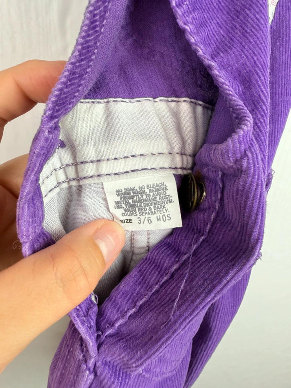 Vintage Oshkosh Purple Cord Dungarees - Girls 3 - 6 Months - Little Ones Preloved. Second Hand Children's & Preloved Baby, Kids, Girls & Boys Clothes. UK online