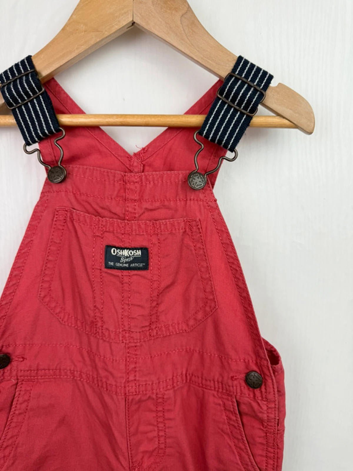 Vintage Oshkosh Red Shorty Dungarees - Unisex 24 Months - Little Ones Preloved. Second Hand Children's & Preloved Baby, Kids, Girls & Boys Clothes. UK online
