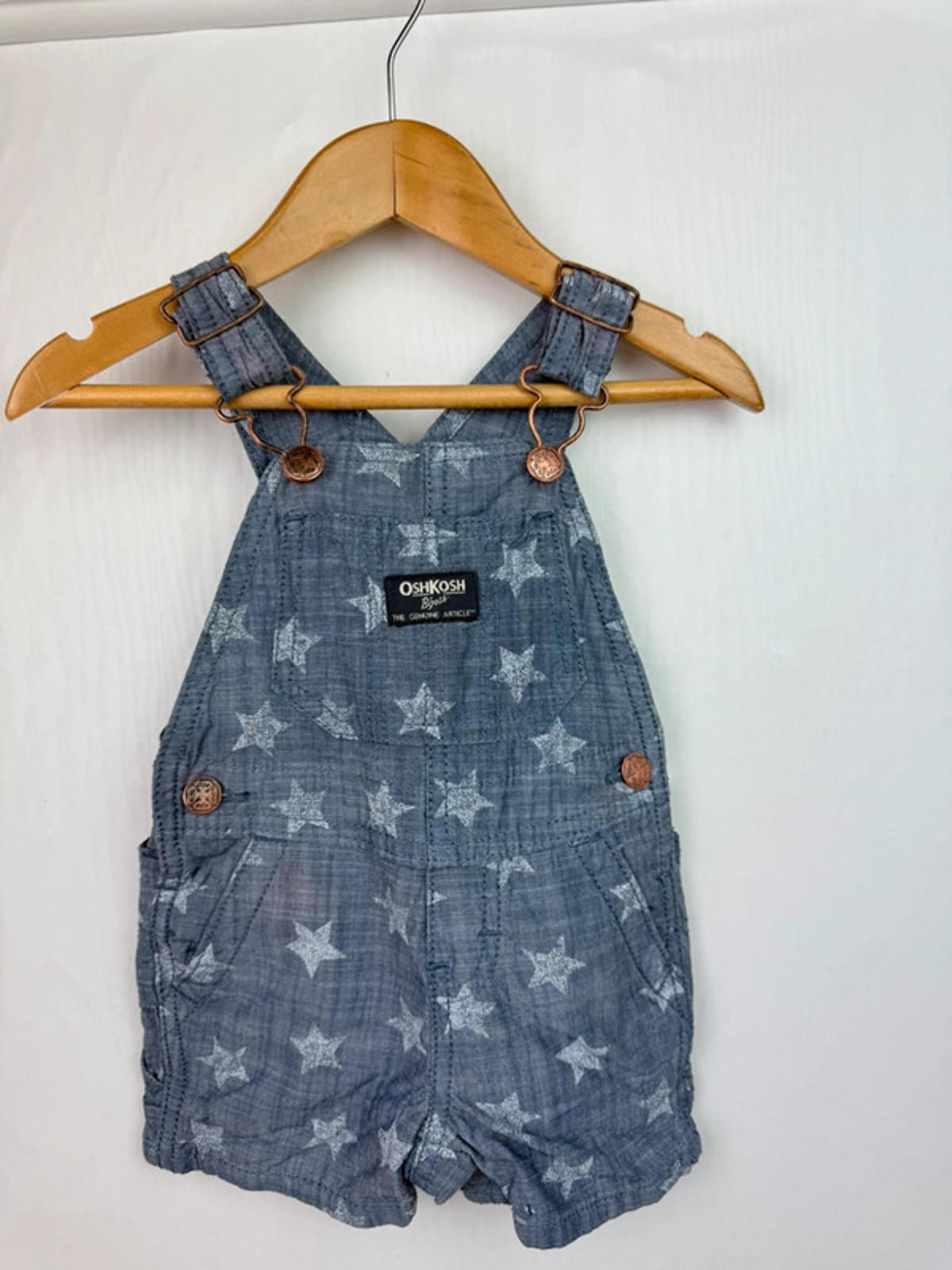 Vintage Oshkosh Star Shortall Dungarees - Boys 6 Months - Little Ones Preloved. Second Hand Children's & Preloved Baby, Kids, Girls & Boys Clothes. UK online