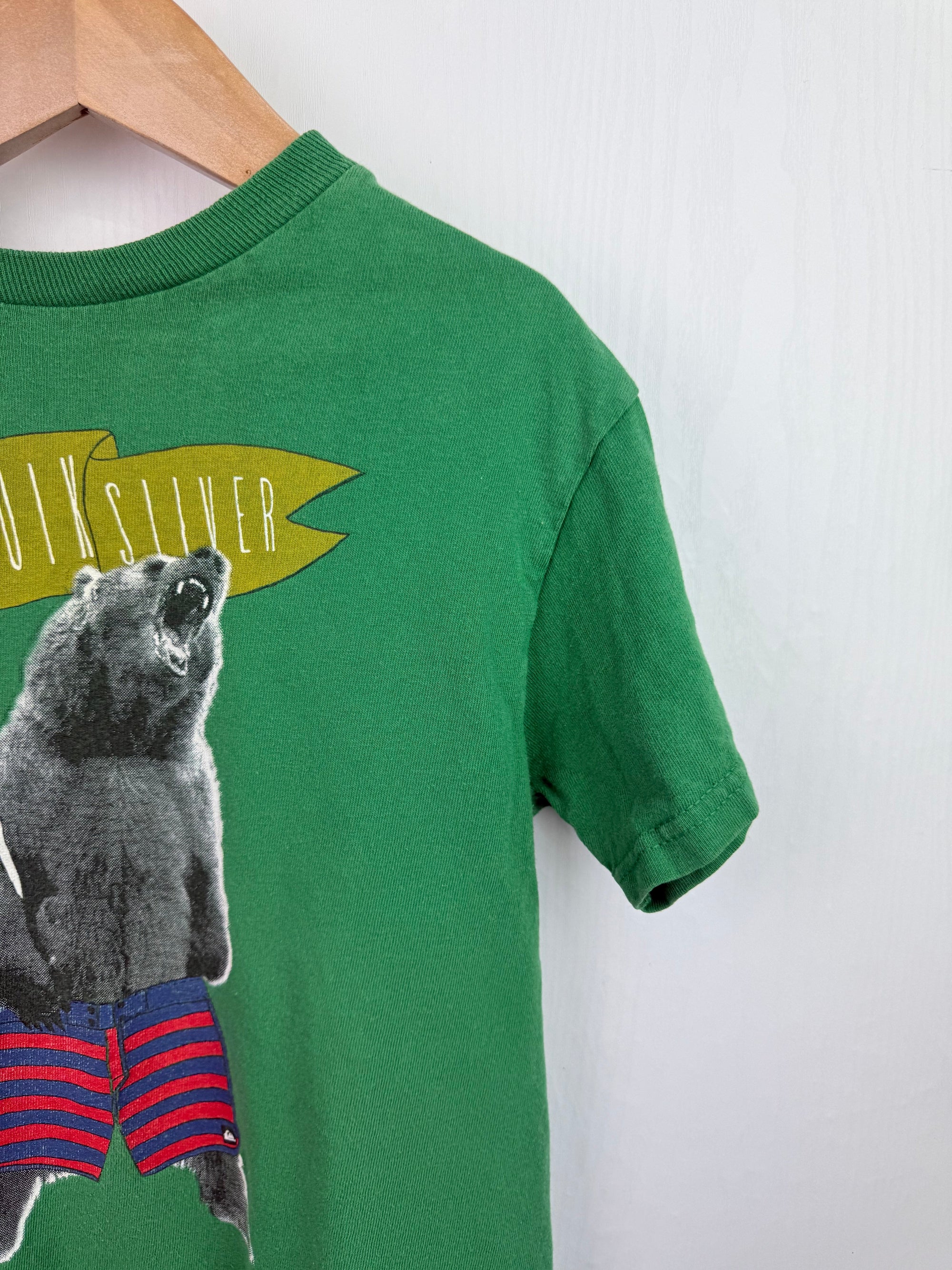 Vintage QuikSilver Bear Top - Boys 8 - 10 Years - Little Ones Preloved. Second Hand Children's & Preloved Baby, Kids, Girls & Boys Clothes. UK online