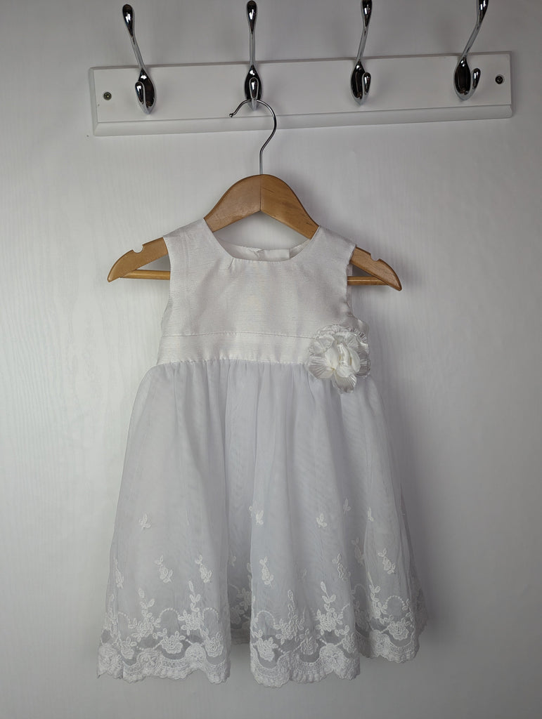 White Baby Occasion Dress 3-6m Debenhams Used, Preloved, Preworn & Second Hand Baby, Kids & Children's Clothing UK Online. Cheap affordable. Brands including Next, Joules, Nutmeg Morrisons, TU, F&F, H&M.