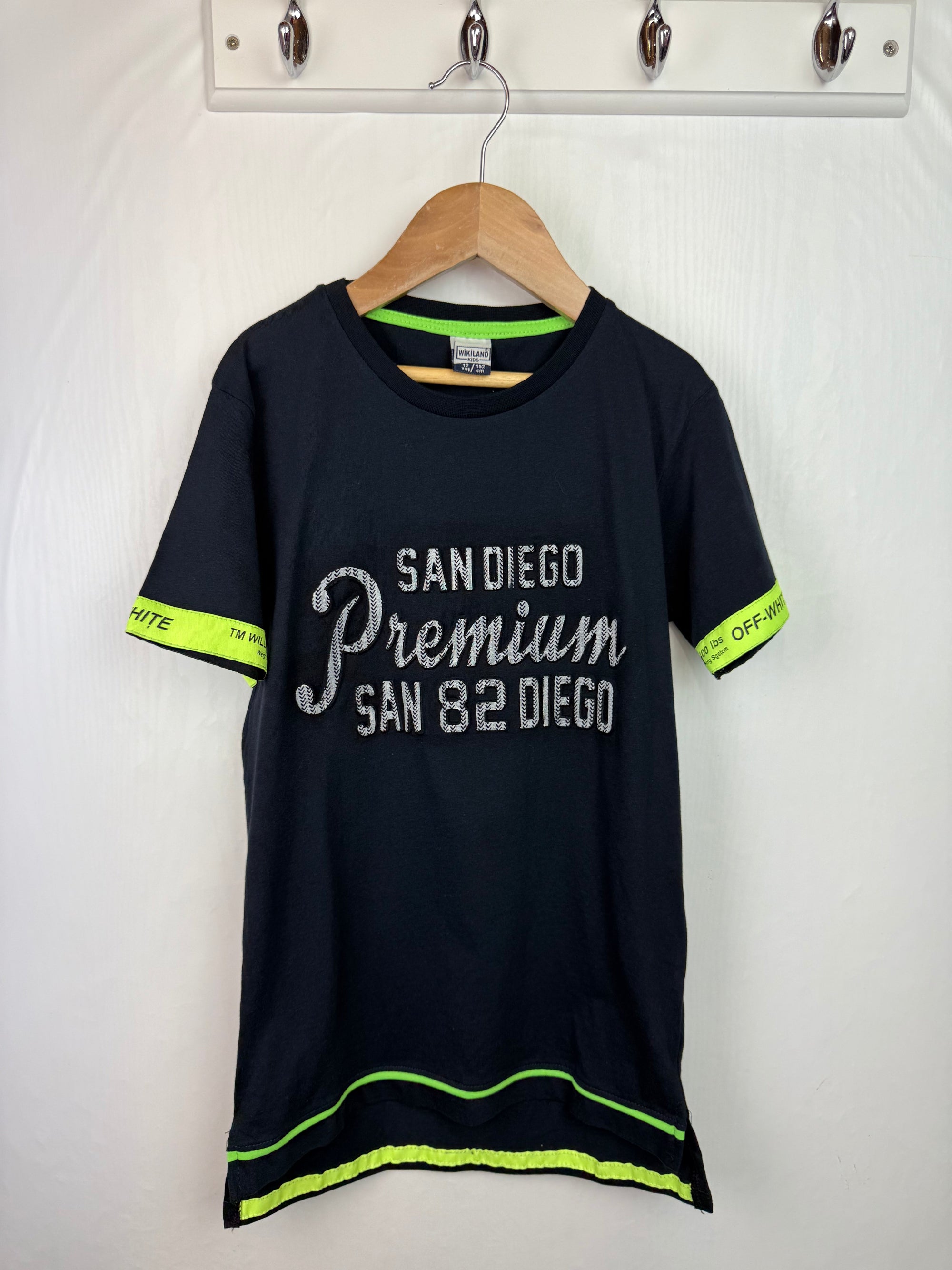 Wikiland Kids Short Sleeve Top - Boys 12 Years - Little Ones Preloved. Second Hand Children's & Preloved Baby, Kids, Girls & Boys Clothes. UK online