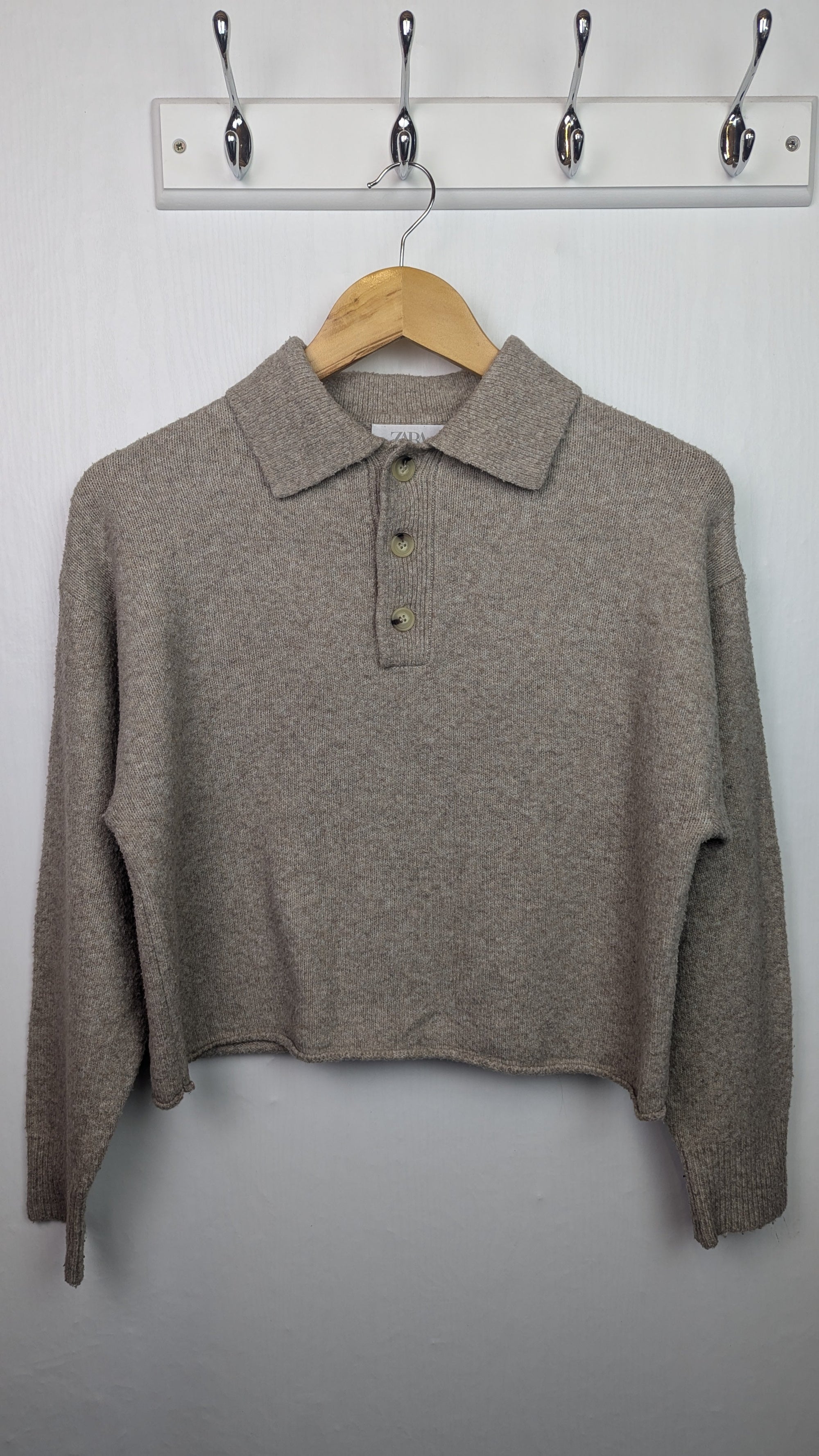 Zara Beige Long Sleeve Collar Jumper - Girls 13 - 14 Years - Little Ones Preloved. Second Hand Children's & Preloved Baby, Kids, Girls & Boys Clothes. UK online