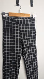 Zara Black & White Checked Leggings - Girls 10 Years - Little Ones Preloved. Second Hand Children's & Preloved Baby, Kids, Girls & Boys Clothes. UK online