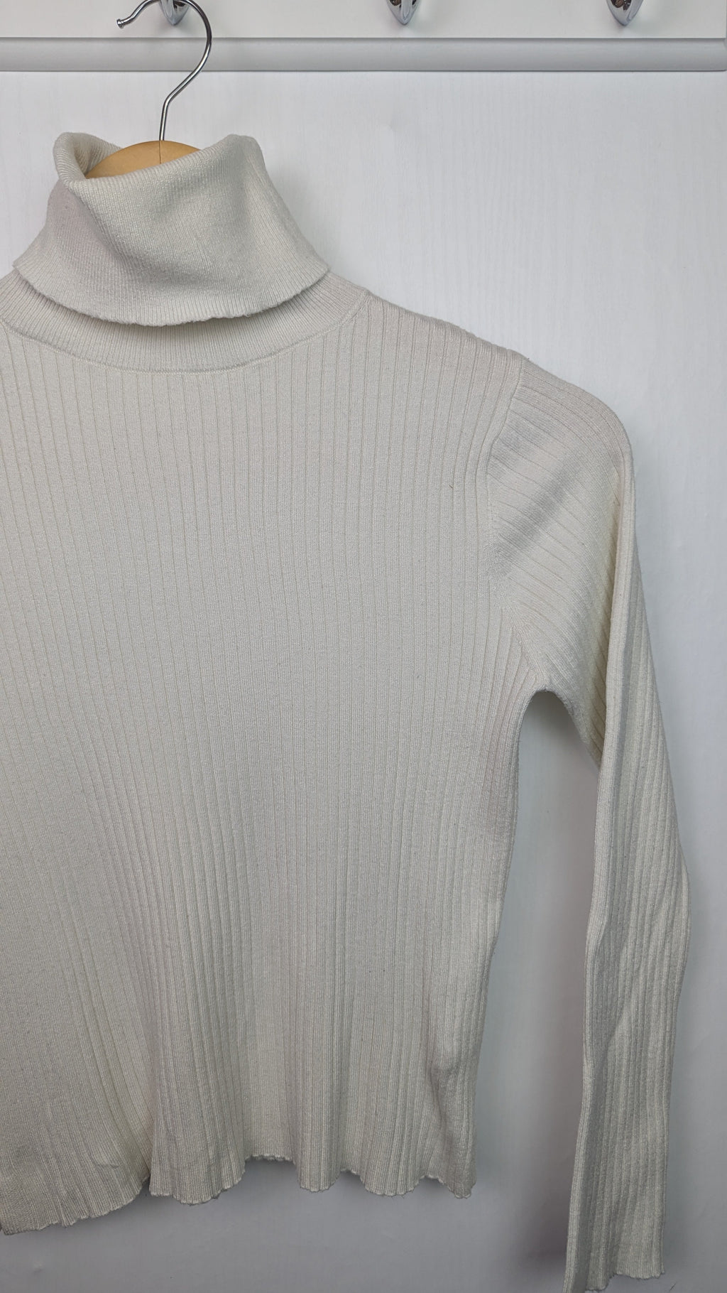 Zara Cream Ribbed Long Sleeve Top - Girls 13 - 14 Years - Little Ones Preloved. Second Hand Children's & Preloved Baby, Kids, Girls & Boys Clothes. UK online