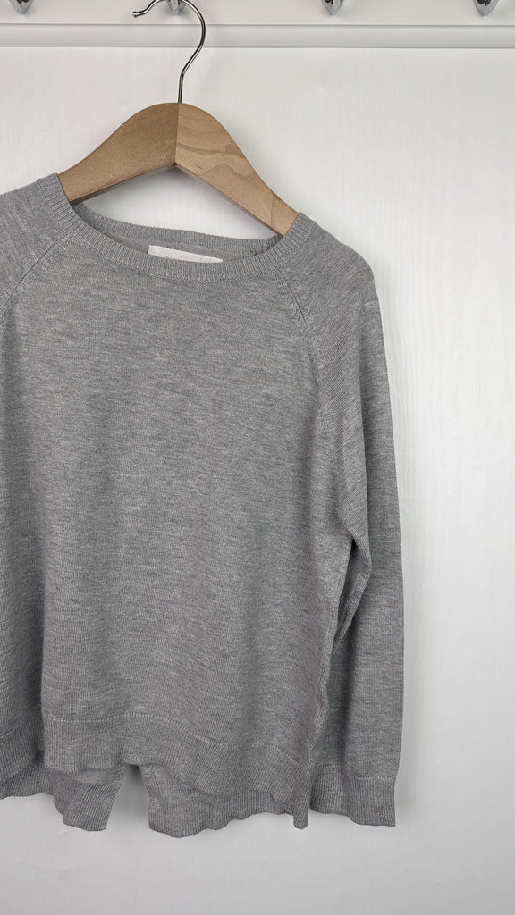 Zara Grey Jumper - Girls 7 Years Zara Used, Preloved, Preworn & Second Hand Baby, Kids & Children's Clothing UK Online. Cheap affordable. Brands including Next, Joules, Nutmeg Morrisons, TU, F&F, H&M.