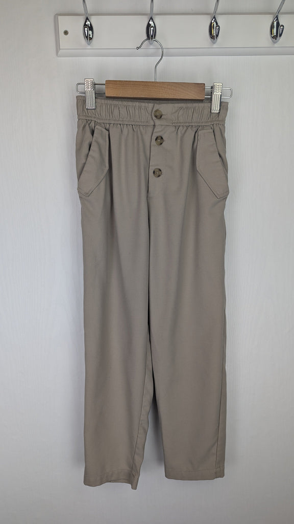 Zara High Waisted Straight Trousers - Girls 9 Years Zara Used, Preloved, Preworn & Second Hand Baby, Kids & Children's Clothing UK Online. Cheap affordable. Brands including Next, Joules, Nutmeg Morrisons, TU, F&F, H&M.