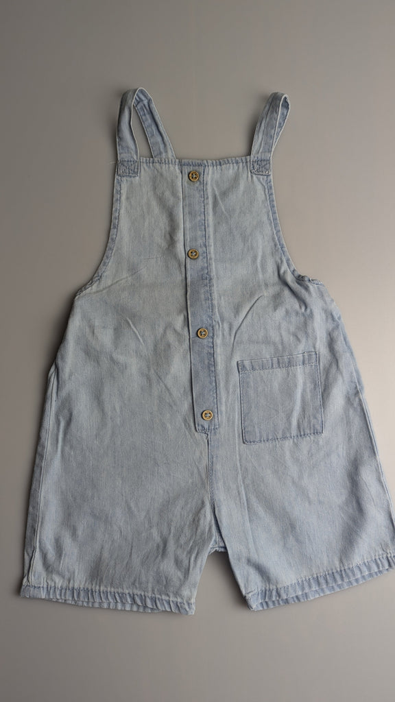 Zara Light Denim Romper - Unisex 9-12 Months Zara Used, Preloved, Preworn & Second Hand Baby, Kids & Children's Clothing UK Online. Cheap affordable. Brands including Next, Joules, Nutmeg Morrisons, TU, F&F, H&M.