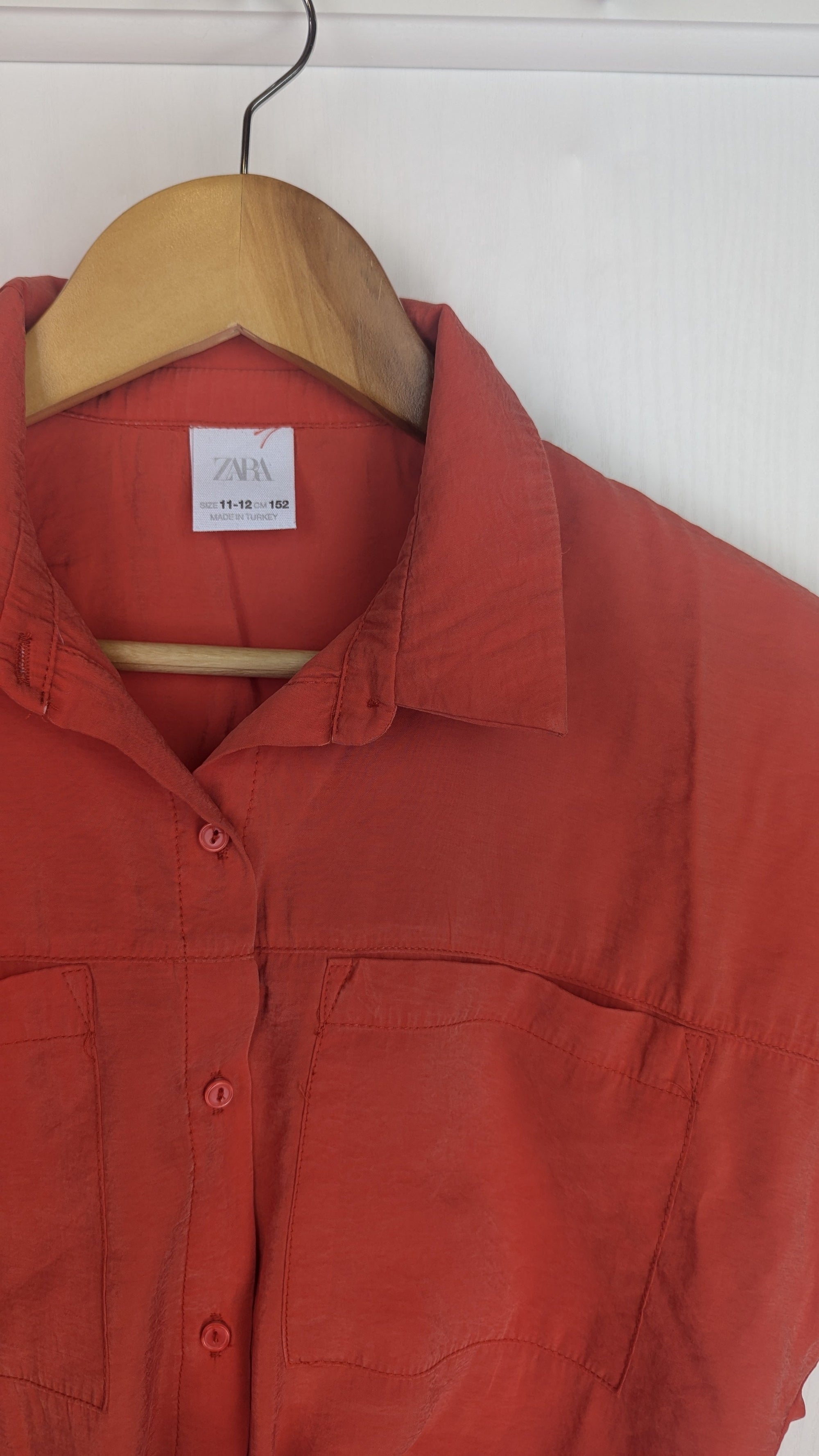 Zara Orange Crop Shirt - Girls 11 - 12 Yea - Little Ones Preloved. Second Hand Children's & Preloved Baby, Kids, Girls & Boys Clothes. UK online