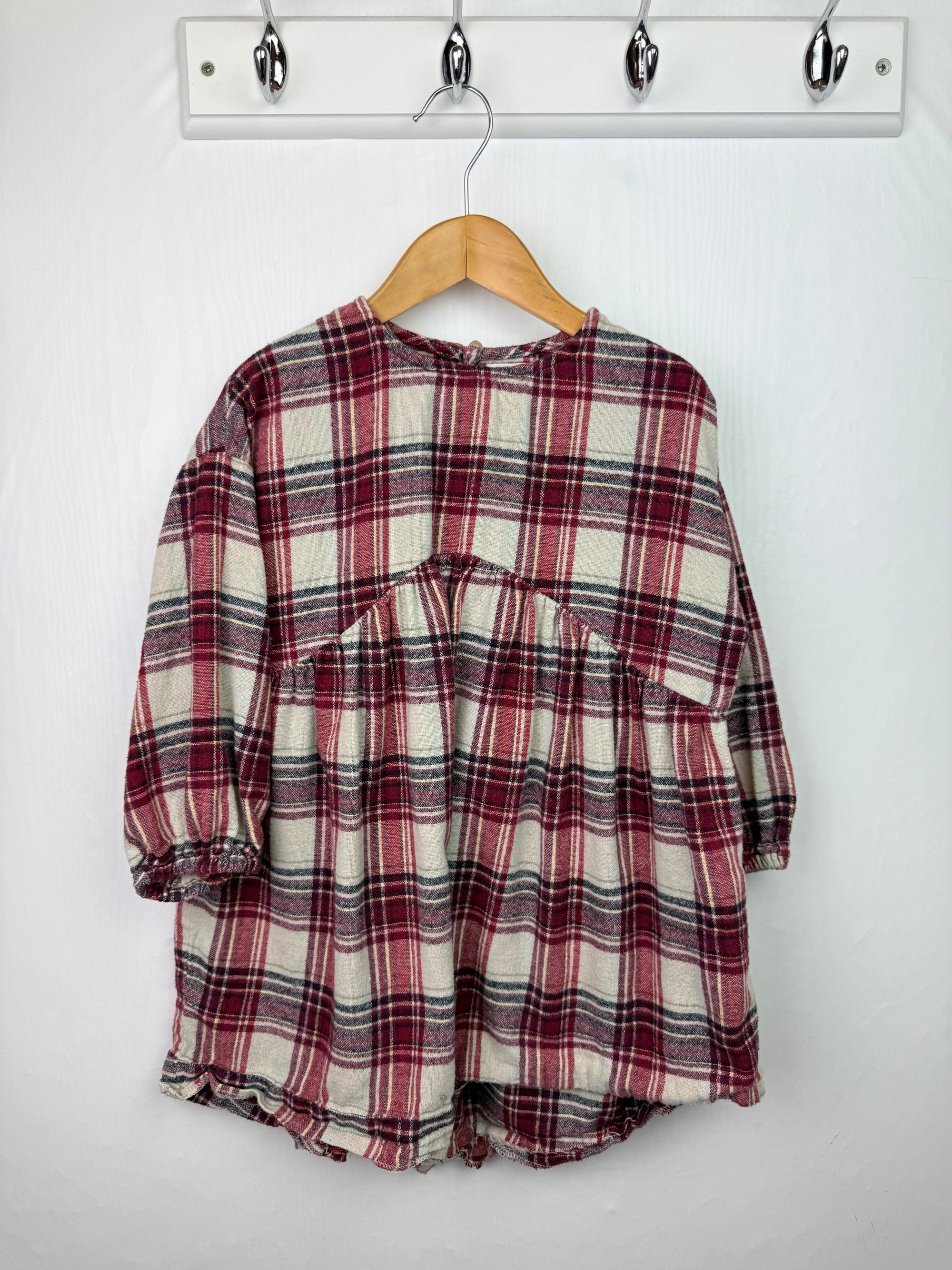 Zara Red Plaid Dress - Girls 4 - 5 Years - Little Ones Preloved. Second Hand Children's & Preloved Baby, Kids, Girls & Boys Clothes. UK online