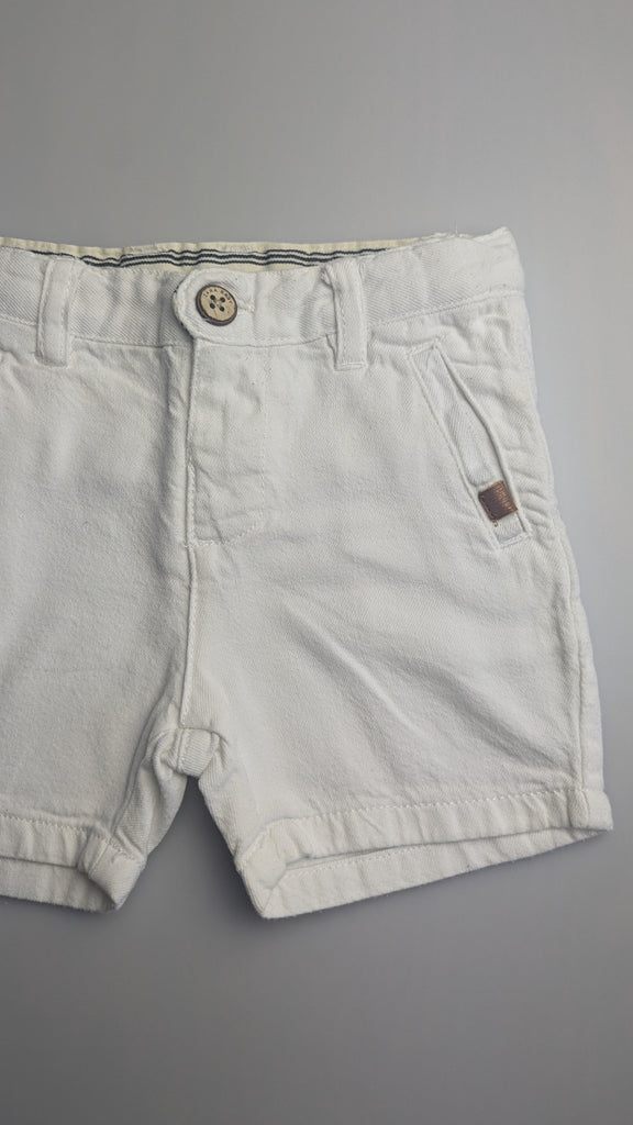 Zara White Denim Shorts - Boys 6-9 Months Zara Used, Preloved, Preworn & Second Hand Baby, Kids & Children's Clothing UK Online. Cheap affordable. Brands including Next, Joules, Nutmeg Morrisons, TU, F&F, H&M.