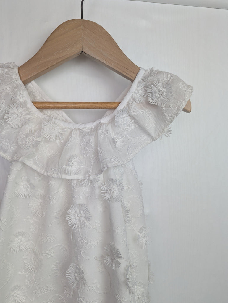 Zara White Floral Dress - Girls 18-24 Months Little Ones Preloved Used, Preloved, Preworn Baby, Girls & Boys Clothes. Kids & Children's second hand Clothing UK Online. Cheap affordable. Brands including Next, Joules, Nutmeg Morrisons, TU, F&F, H&M.