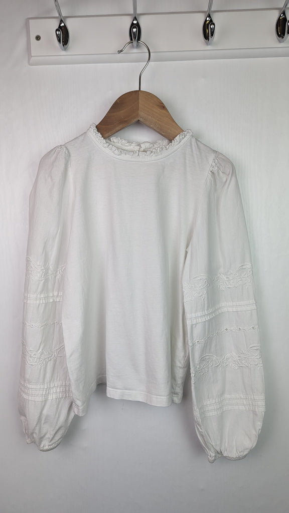 Zara White Long Sleeve Top - Girls 9 Years Zara Used, Preloved, Preworn & Second Hand Baby, Kids & Children's Clothing UK Online. Cheap affordable. Brands including Next, Joules, Nutmeg Morrisons, TU, F&F, H&M.