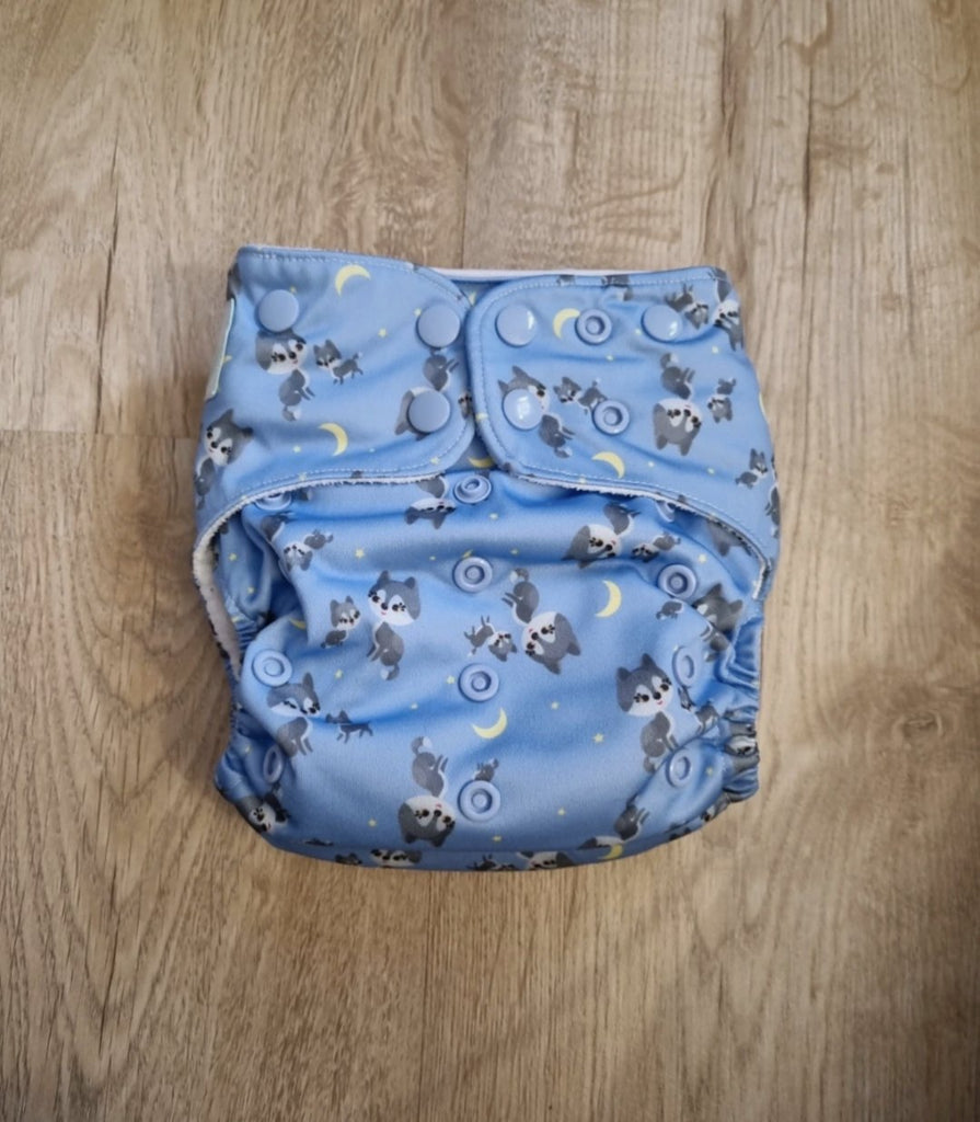 Nappy Noos Reusable Cloth Nappy Little Ones Preloved Used, Preloved, Preworn & Second Hand Baby, Kids & Children's Clothing UK Online. Cheap affordable. Brands including Next, Joules, Nutmeg Morrisons, TU, F&F, H&M.